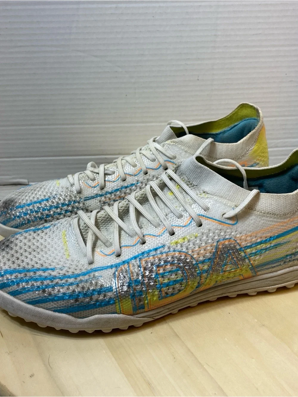 IDA Sports Women's Turf Soccer Shoes White Blue Yellow Size US 11 / EUR 43